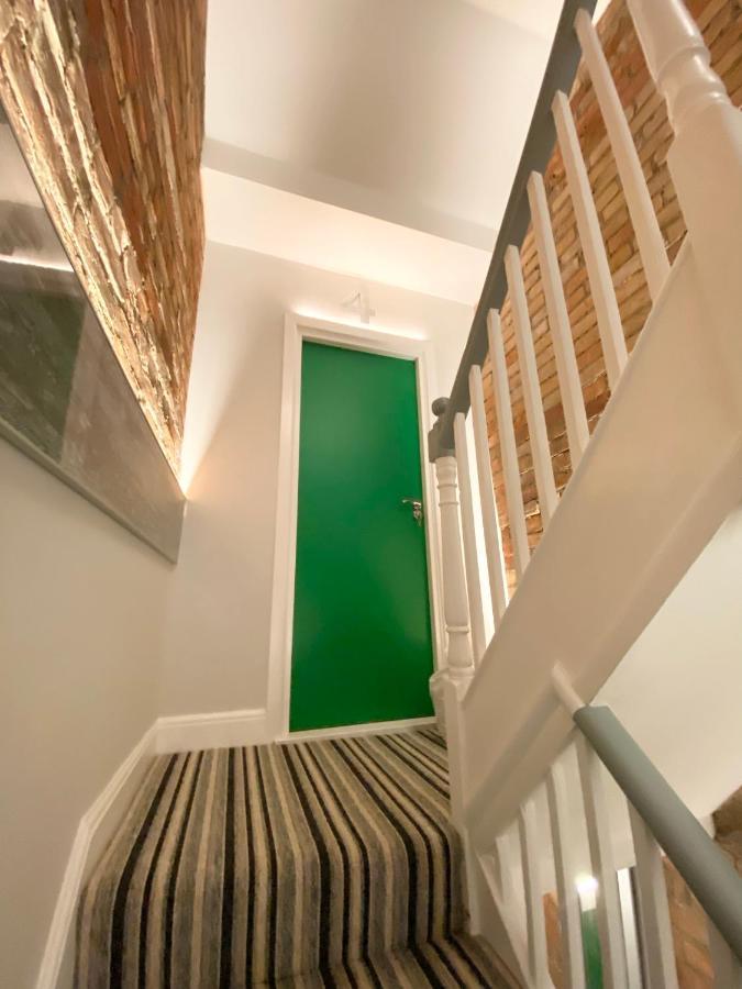 Cloud9 Guest House - By Coastline Retreats - Newly Renovated, Beautiful Ensuite Rooms Near Seafront In Town Centre, Netflix, Superfast Wifi, Communal Kitchen Борнмът Екстериор снимка
