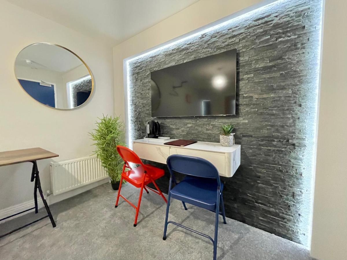 Cloud9 Guest House - By Coastline Retreats - Newly Renovated, Beautiful Ensuite Rooms Near Seafront In Town Centre, Netflix, Superfast Wifi, Communal Kitchen Борнмът Екстериор снимка
